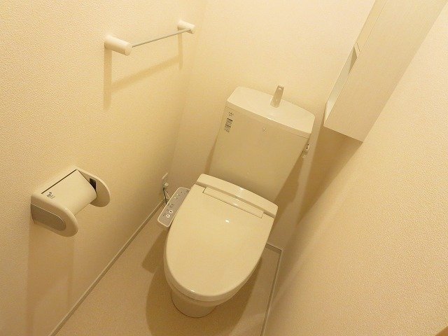 トイレ　清潔感のあるトイレです