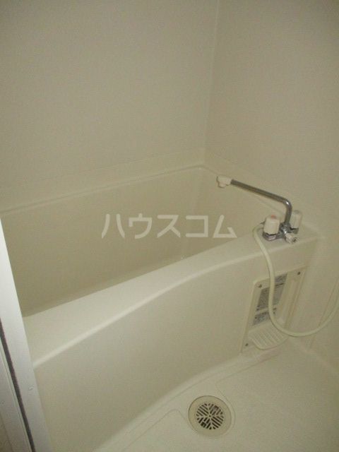 メゾン・ミモザの風呂写真