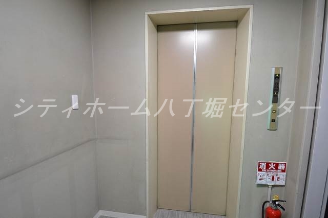 青柳屋ビルの外観写真