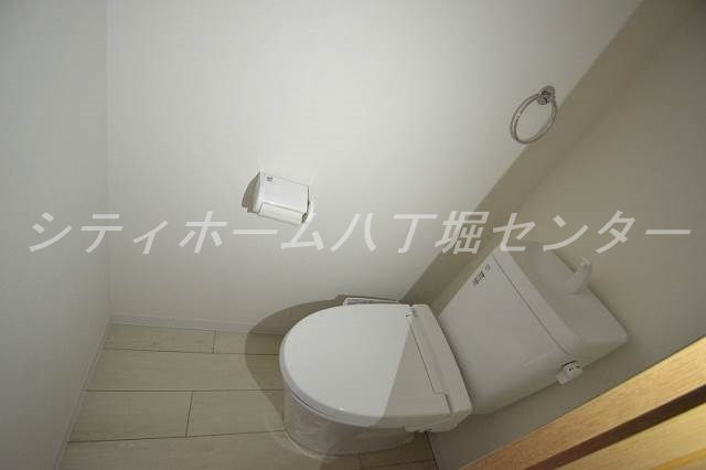 青柳屋ビルのトイレ写真