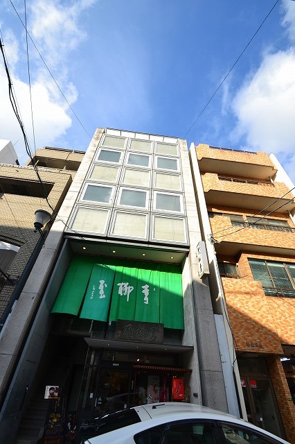 青柳屋ビルの外観写真