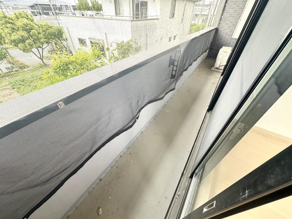 バルコニー　※退去前の為別部屋の写真です。