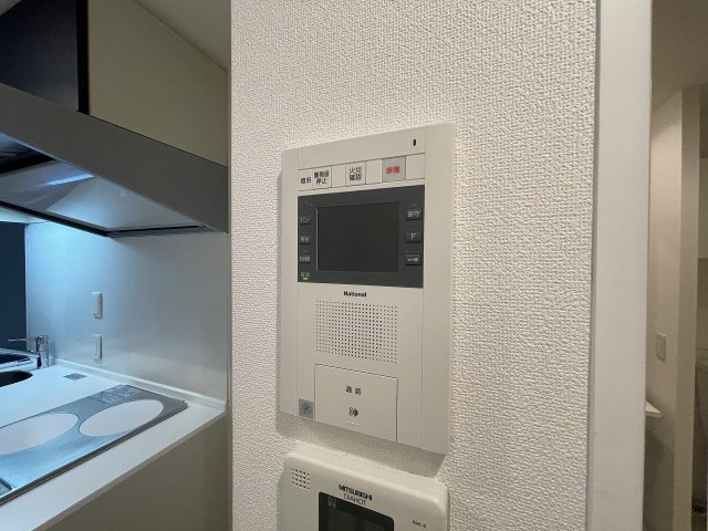 セキュリティ　TVモニター付きインターホンです