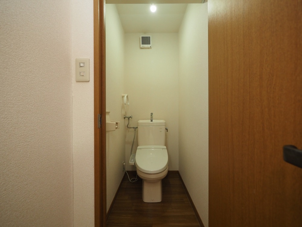 オークヒルコートAのトイレ写真