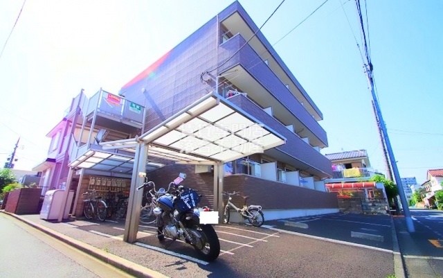 建物外観　しっかりとした建物♪