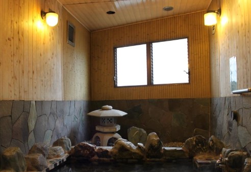 その他　若松湯（その他）まで102m