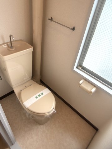 メゾンド青葉のトイレ写真