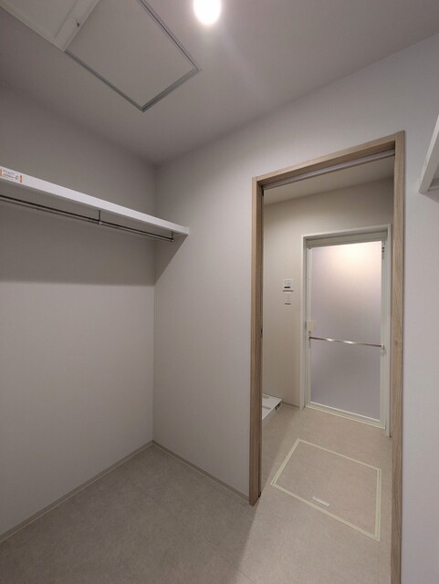 収納　脱衣所横のウォークインクローゼット♪