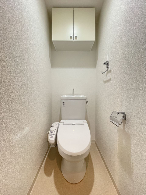 トイレ　※同タイプ参考写真