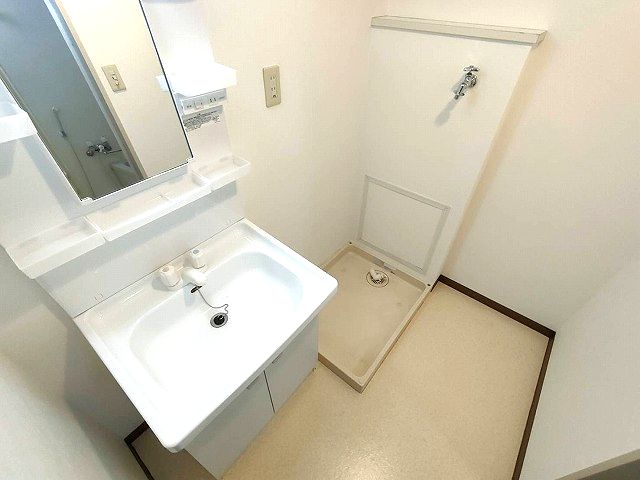 近鉄大阪線 大阪教育大前駅 徒歩10分 4階建 築31年の内装写真