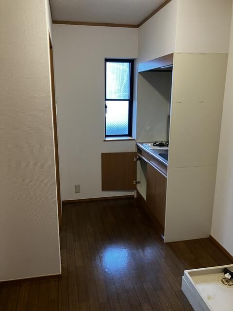 ＪＲ山手線 渋谷駅 徒歩10分 3階建 築30年のキッチン写真