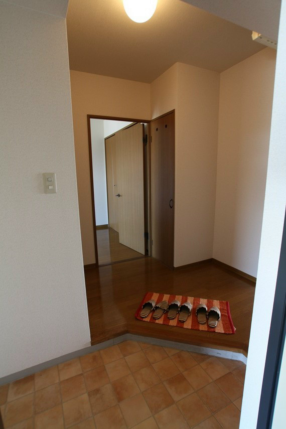 玄関　※他部屋参照