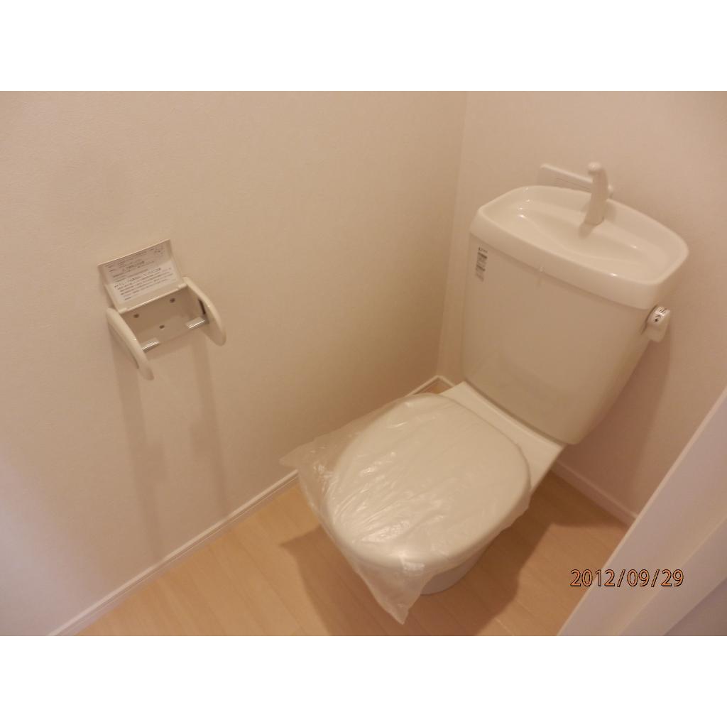 トイレ　コンパクトで使いやすいトイレです