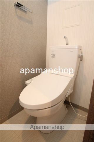 地下鉄千日前線 阿波座駅 徒歩4分 15階建 築10年のトイレ写真