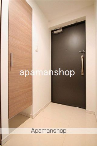 地下鉄千日前線 阿波座駅 徒歩4分 15階建 築10年の玄関写真