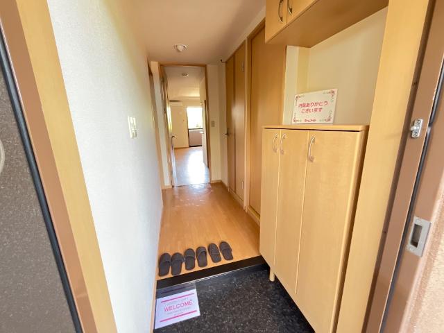 メゾンひばりヶ丘壱番館の玄関写真