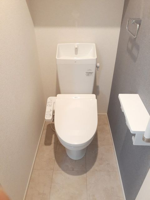 ジュネスIのトイレ写真