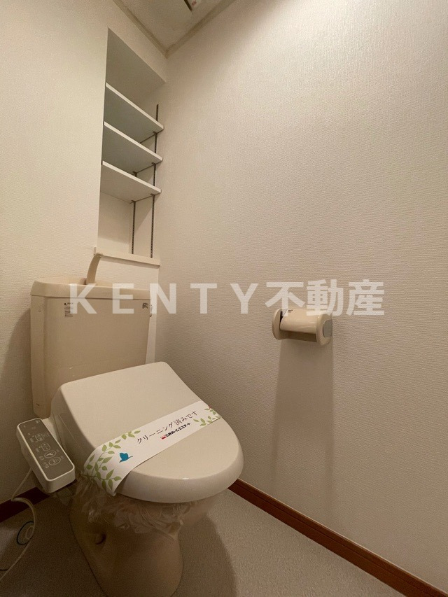 トイレ　コンパクトで使いやすいトイレです