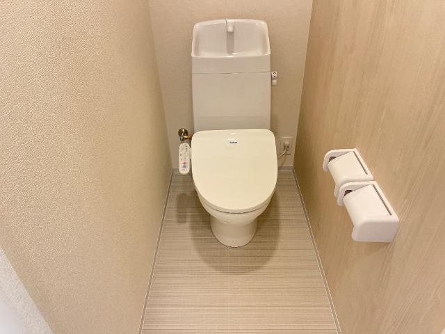 ＪＲ内房線 長浦駅 徒歩5分 3階建 築1年のトイレ写真