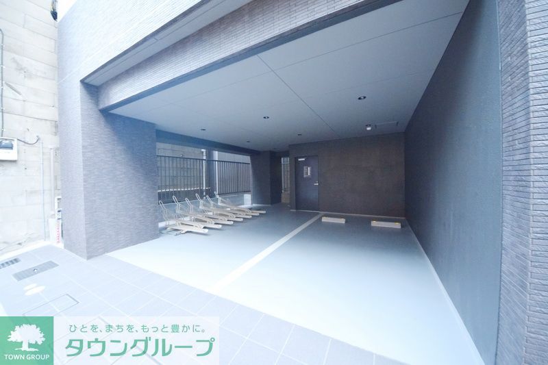 コンビニ　ミニストップ（コンビニ）まで387m