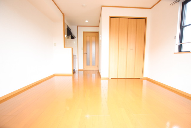 その他部屋・スペース　９帖の洋室　ＣＬもございます♪
