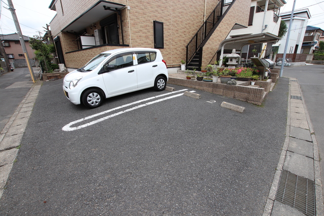 駐車場　空き確認要