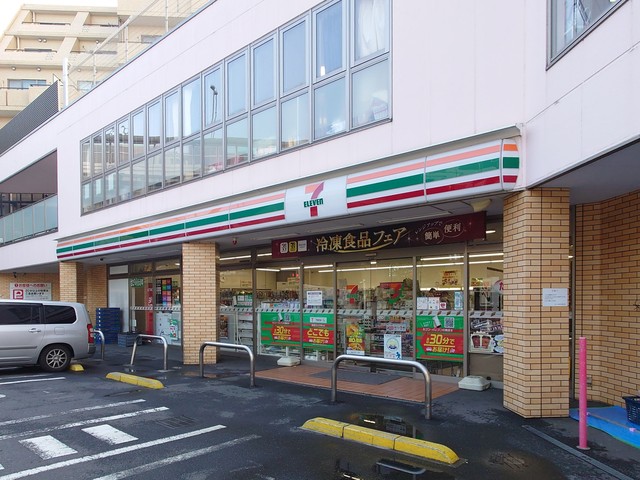 コンビニ　セブンイレブン世田谷サザエさん通り店（コンビニ）まで729m