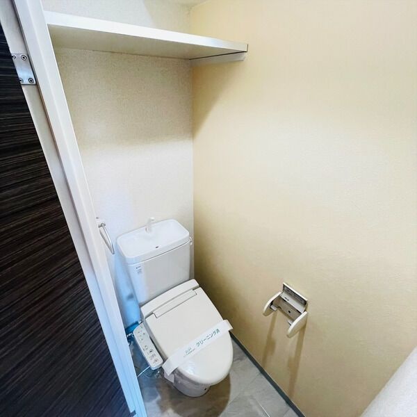 地下鉄名城線 大曽根駅 徒歩9分 15階建 築19年のトイレ写真