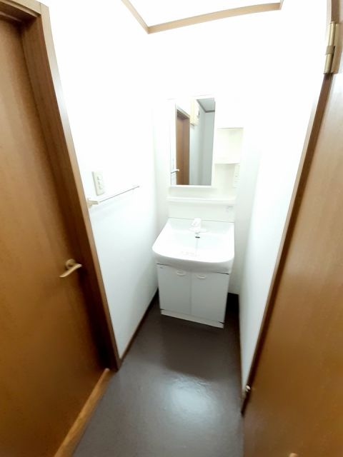 ＪＲ長崎本線 吉野ケ里公園駅 徒歩18分 2階建 築25年のトイレ写真