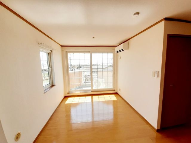 ＪＲ長崎本線 吉野ケ里公園駅 徒歩18分 2階建 築25年の居間写真