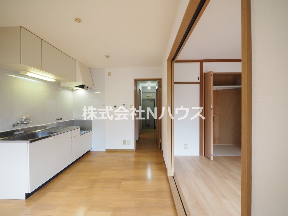 エスポアール布施の居間写真