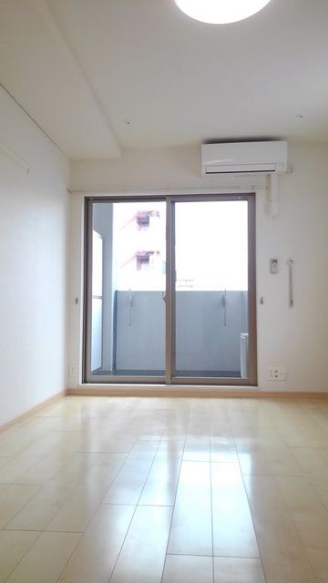 メゾン ド ボヌールの居間写真