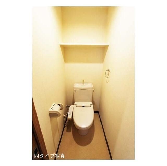 ＪＲ山手線 田町駅 徒歩13分 10階建 築22年のトイレ写真