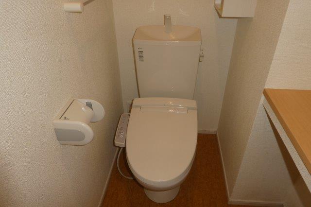 トイレ　ウォシュレット
