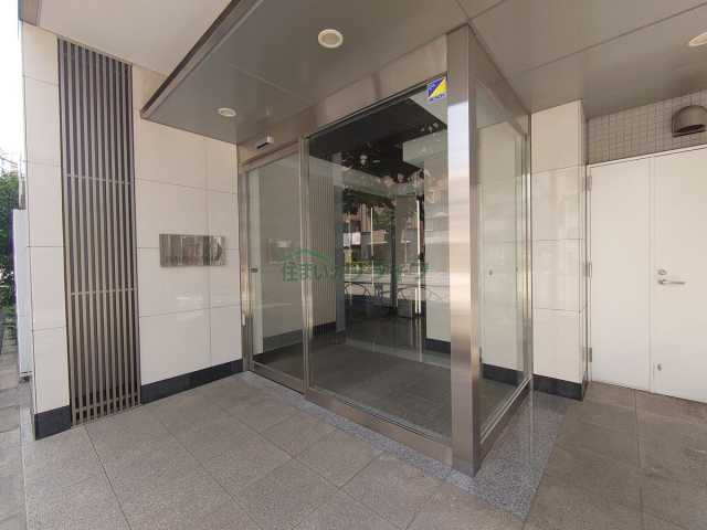エントランス　リライフ浅草店