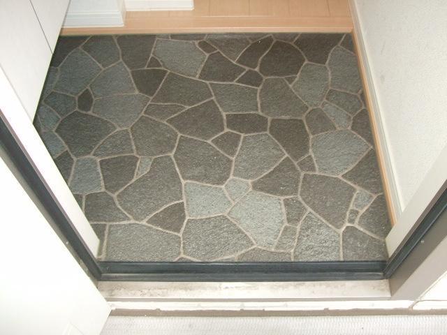 玄関　玄関（別号室参照）