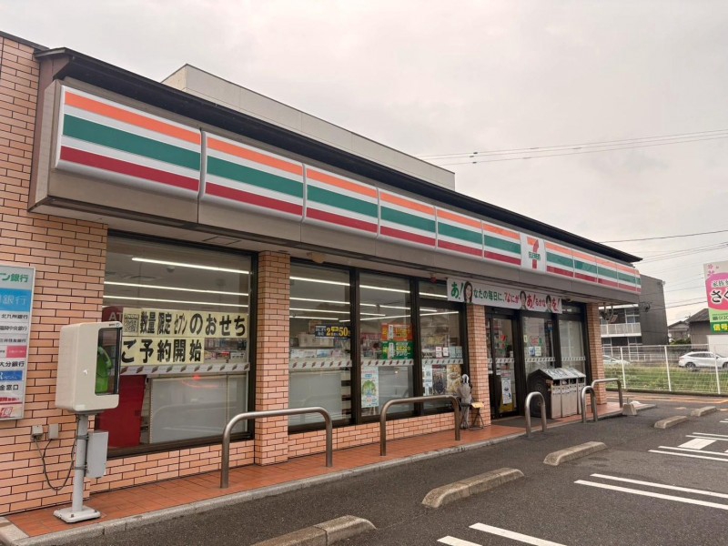 コンビニ　セブンイレブン福岡苅田小波瀬店（コンビニ）まで618m