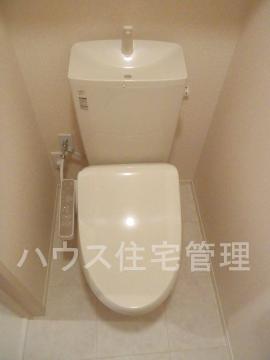 トイレ　シャワー付トイレ