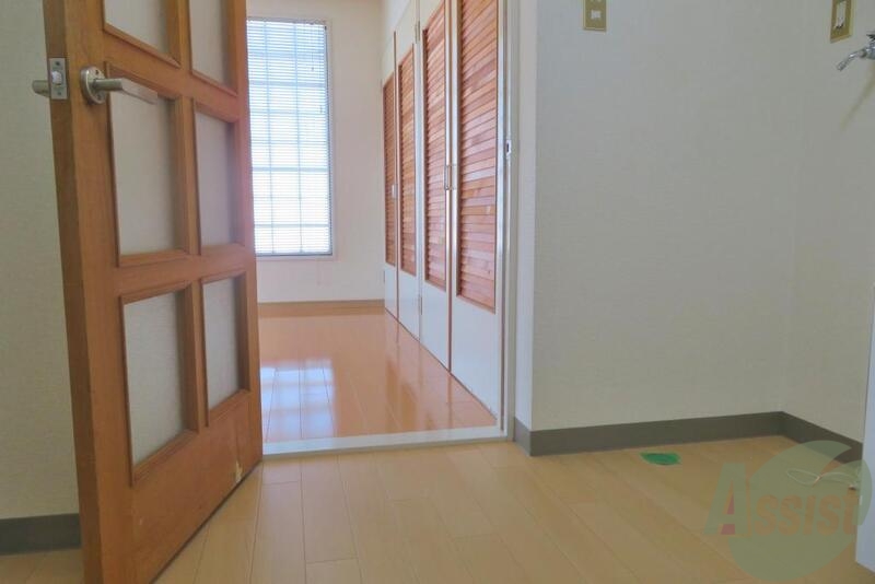 玄関　玄関から見たお写真ですね。
