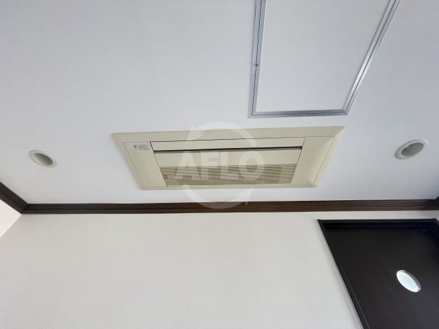 その他設備　プレミシス岸里　エアコン