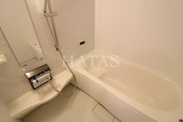 バス・シャワールーム　同物件別部屋です。