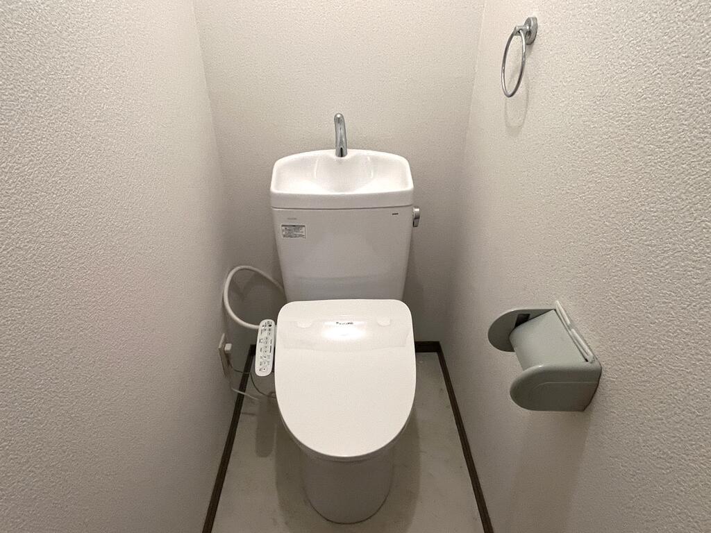 ハートフルハウスB棟のトイレ写真