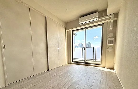 居室・リビング　※別部屋の参考写真です。
