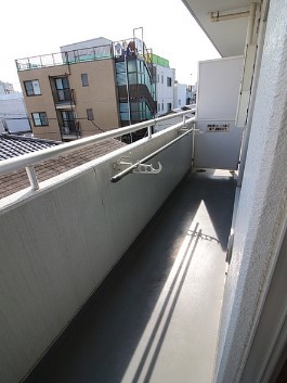 ヨコハマフィズの内装写真