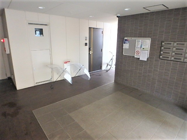 小田急線 柿生駅 徒歩6分 3階建 築16年の外観写真