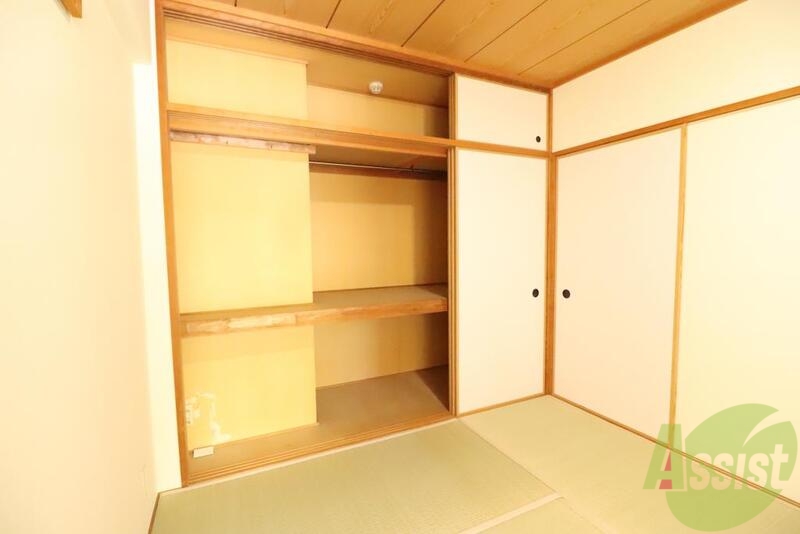 収納　衣類や荷物をまとめて整理できます