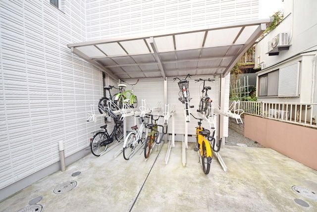 その他共有部分　★屋根付き駐輪場★