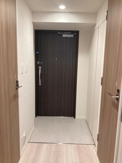玄関　※写真は同タイプ住戸です。