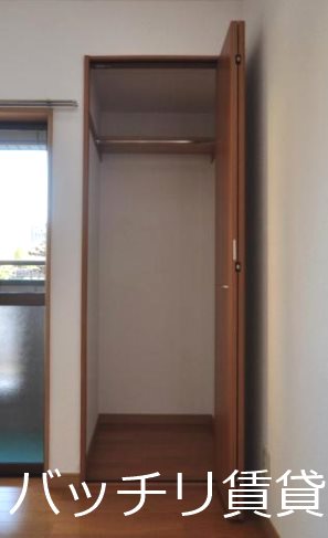 収納　画像は同型タイプの為、現状を優先致します。