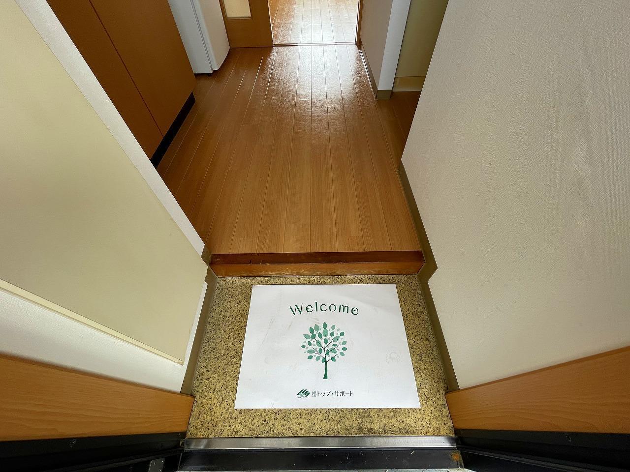 シティグラントヤスの玄関写真